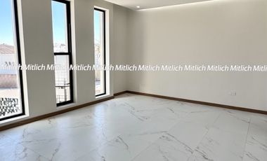 Casa en venta con recámara en planta baja Albaterra $5,700,000