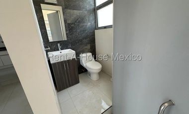 Cañadas del Lago - Departamento con 3 recámaras y amenidades, RENTA