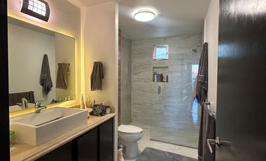 EN VENTA HERMOSO DEPARTAMENTO EN PLANTA BAJA CON MUCHO SOL Y TERRAZA Y JARDÍN