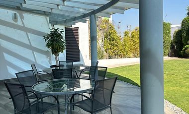 EN VENTA HERMOSO DEPARTAMENTO EN PLANTA BAJA CON MUCHO SOL Y TERRAZA Y JARDÍN