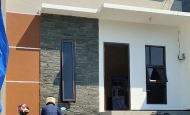 RUMAH TEMBALANG Top View Dekat UNDIP Dekat Pusat Kota Semarang