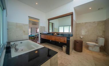 Beachfront 4 Bedroom Villa with Ocean View in Ketewel Bali for Sale Leasehold