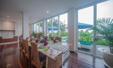 Beachfront 4 Bedroom Villa with Ocean View in Ketewel Bali for Sale Leasehold