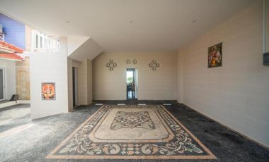 Beachfront 4 Bedroom Villa with Ocean View in Ketewel Bali for Sale Leasehold