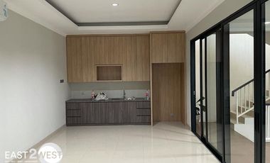 Dijual Rumah Cluster Kebayoran Symphony Bintaro Tangerang Selatan Mewah Nyaman Strategis
