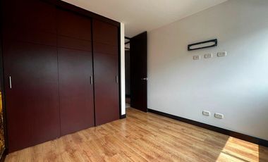 48166 Apartamento en arriendo en el sector Camino Verde, Envigado