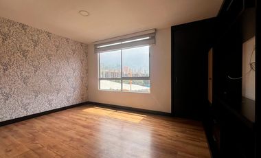 48166 Apartamento en arriendo en el sector Camino Verde, Envigado