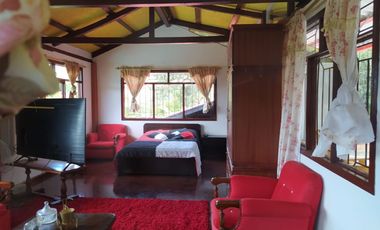 CASAS CAMPESTRE EN ARRIENDO: Quinta Kronopios, entorno ecológico y biodiverso