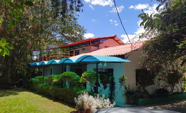 CASAS CAMPESTRE EN ARRIENDO: Quinta Kronopios, entorno ecológico y biodiverso