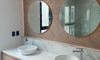 CASA EN RENTA EN BOSQUES DE BAMBU CON PANELES SOLARES