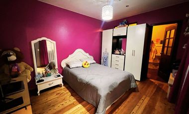 EN VENTA CASA EN EL CENTRO DE PAUTE.