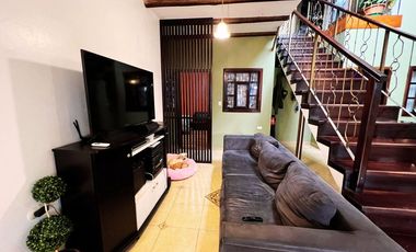 EN VENTA CASA EN EL CENTRO DE PAUTE.