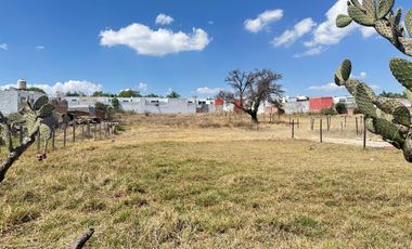 Se renta Terreno 800 m2 en Jesús del Monte Cerca fraccionamientos y plazas comerciales