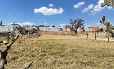 Se renta Terreno 800 m2 en Jesús del Monte Cerca fraccionamientos y plazas comerciales