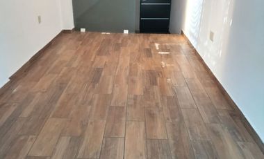 RENTO OFICINA EN PLANTA ALTA, 30M2, EN VIRREY DE MENDOZA ESQUI. IREPAN