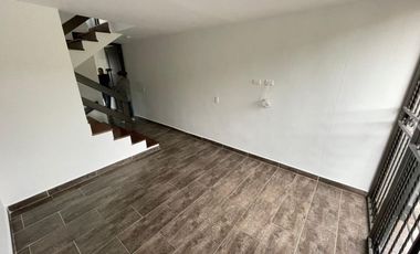 Casa para la venta en Marinilla. Monte Verde
