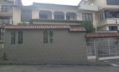CASA - ZONA MILITAR (Loja)