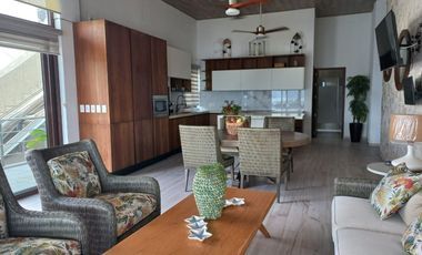 CASA DE PLAYA, AMUEBLADA, EN VENTA, PENINSULA DE SANTIAGO, MANZANILLO, COL.
