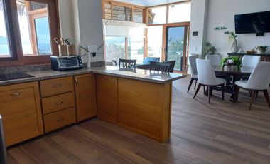 CASA DE PLAYA, AMUEBLADA, EN VENTA, PENINSULA DE SANTIAGO, MANZANILLO, COL.