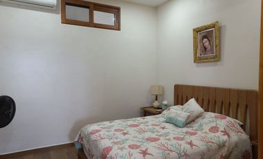 CASA DE PLAYA, AMUEBLADA, EN VENTA, PENINSULA DE SANTIAGO, MANZANILLO, COL.