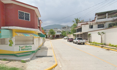 SG- CASA DE RECUPERACION BANCARIA EN AV CIRCUITO, FRACC JARDINES DEL PEDREGAL EN TUXTLA