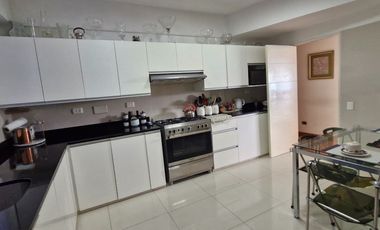 VENDO, Precioso, amplio y muy iluminado Dpto 230mts. 3dorm c/vista al Golf Los Inkas – Calle Los Topacios 153 Surco