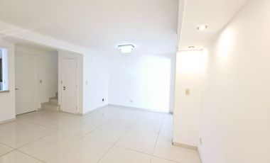 HERMOSA CASA REMODELADA, 3D, 2B, ALBERTO UNDURRAGA,HUECHURABA