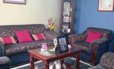 Casa de venta de oportunidad junto al Portal Shopping – $69.990 Quito - Ecuador.               House for Sale at a Bargain Price Next to Portal Shopping – $69,990 Quito, Ecuador