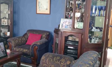 Casa de venta de oportunidad junto al Portal Shopping – $69.990 Quito - Ecuador.               House for Sale at a Bargain Price Next to Portal Shopping – $69,990 Quito, Ecuador