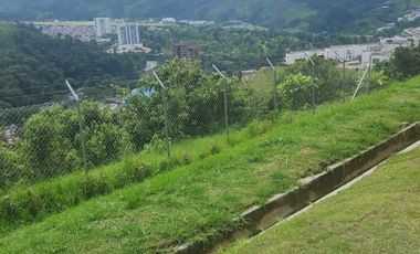 VENDO HERMOSO APARTAMENTO EDIFICIO RESERVA MILÁN, MANIZALES