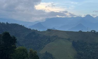 VENDO HERMOSO APARTAMENTO EDIFICIO RESERVA MILÁN, MANIZALES
