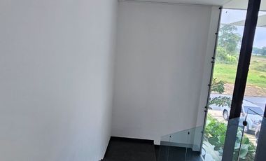 VENDO  EXCLUSIVA CASA EN EL SECTOR DE CERRITOS, MANIZALES.