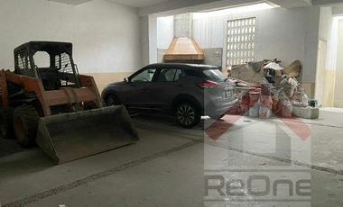 VENTA - RENTA de OFICINA espaciosa en la colonia INDEPENDENCIA en el CENTRO de MONTERREY, N.L.