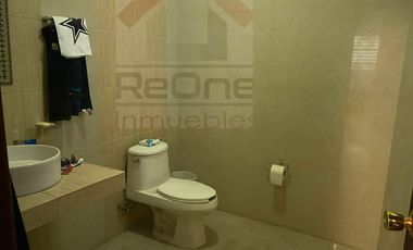 VENTA - RENTA de OFICINA espaciosa en la colonia INDEPENDENCIA en el CENTRO de MONTERREY, N.L.