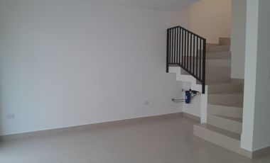 Casa con sótano en renta en Zibatá
