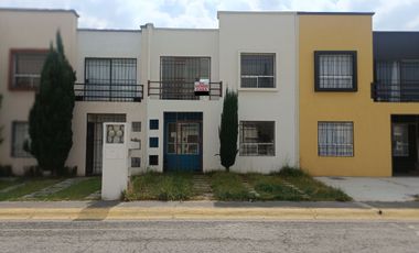 Casa en venta en Bosques de Cantabria, San Nicolás Tolentino, Toluca Estado de Mèxico