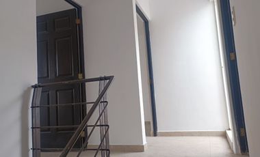 Casa en venta en Bosques de Cantabria, San Nicolás Tolentino, Toluca Estado de Mèxico