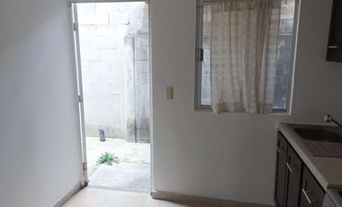 Casa en venta en Bosques de Cantabria, San Nicolás Tolentino, Toluca Estado de Mèxico
