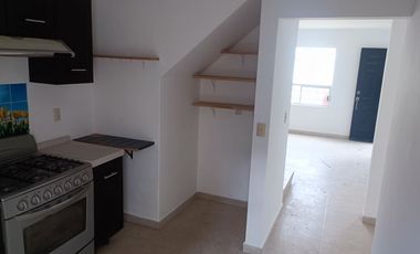 Casa en venta en Bosques de Cantabria, San Nicolás Tolentino, Toluca Estado de Mèxico