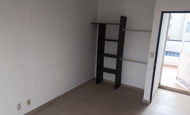 Casa en venta en Bosques de Cantabria, San Nicolás Tolentino, Toluca Estado de Mèxico
