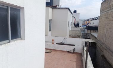 Casa en venta en Bosques de Cantabria, San Nicolás Tolentino, Toluca Estado de Mèxico