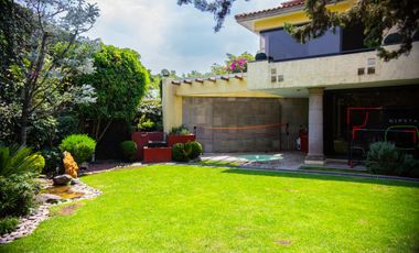 Residencia de Lujo en Venta en Jardines del Pedregal – Diseño Exclusivo y Acabados Premium
