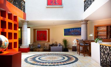 Residencia de Lujo en Venta en Jardines del Pedregal – Diseño Exclusivo y Acabados Premium