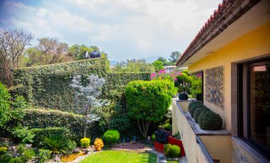 Residencia de Lujo en Venta en Jardines del Pedregal – Diseño Exclusivo y Acabados Premium