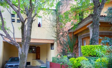 Residencia de Lujo en Venta en Jardines del Pedregal – Diseño Exclusivo y Acabados Premium