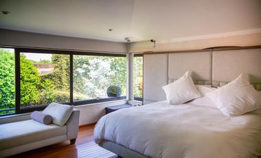 Residencia de Lujo en Venta en Jardines del Pedregal – Diseño Exclusivo y Acabados Premium