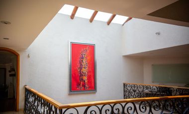 Residencia de Lujo en Venta en Jardines del Pedregal – Diseño Exclusivo y Acabados Premium