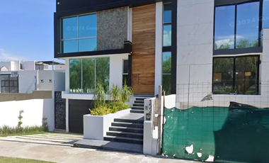 EXCELENTE CASA EN VALLE IMPERIAL ZAPOPAN JAL