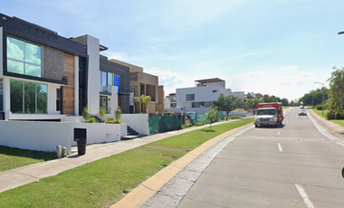 No es una casa, es el acceso a una oportunidad exclusiva!! Venta de Casa en Remate Bancario EN VALLE IMPERIAL ZAPOPAN JAL.