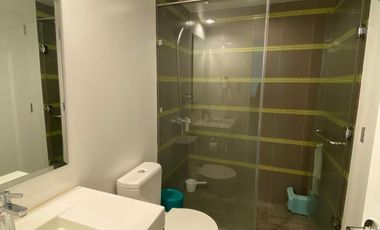 EDADES TOWER ROCKWELL 1BR